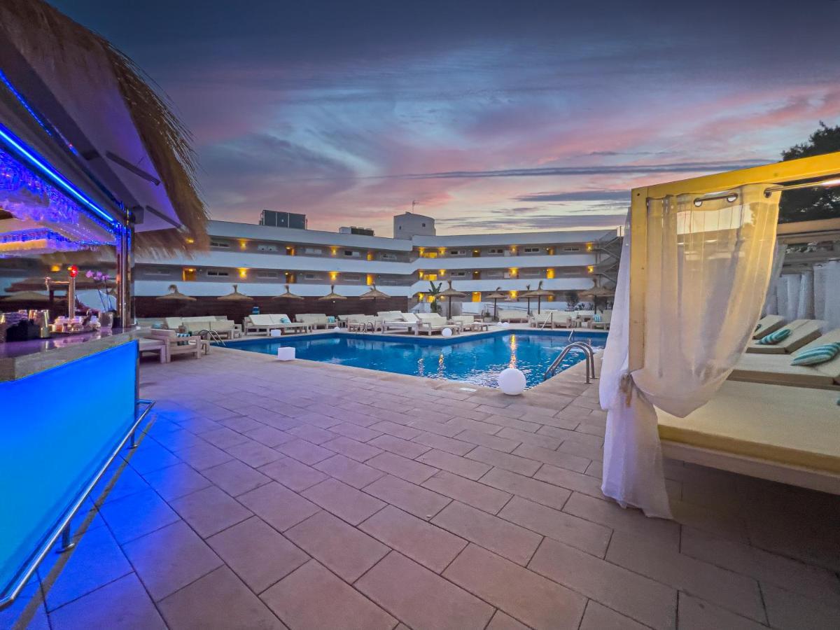 Apartamentos INN Magaluf  Bagian luar foto