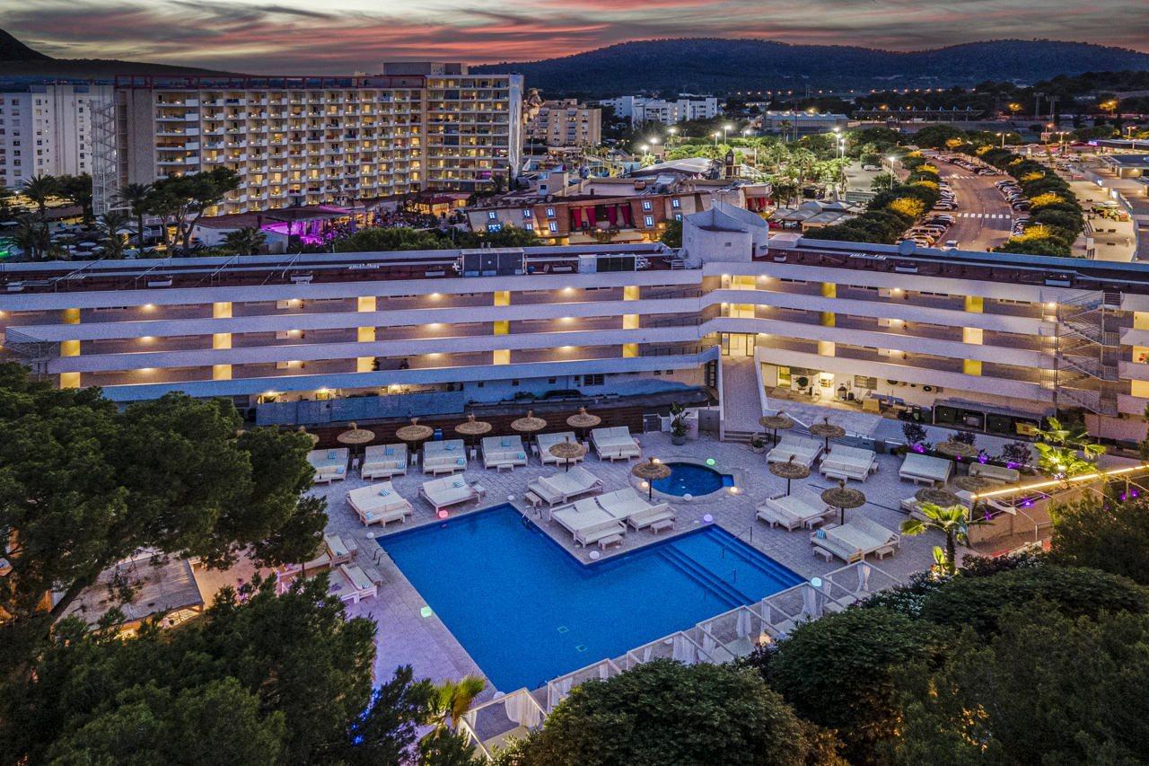 Apartamentos INN Magaluf  Bagian luar foto