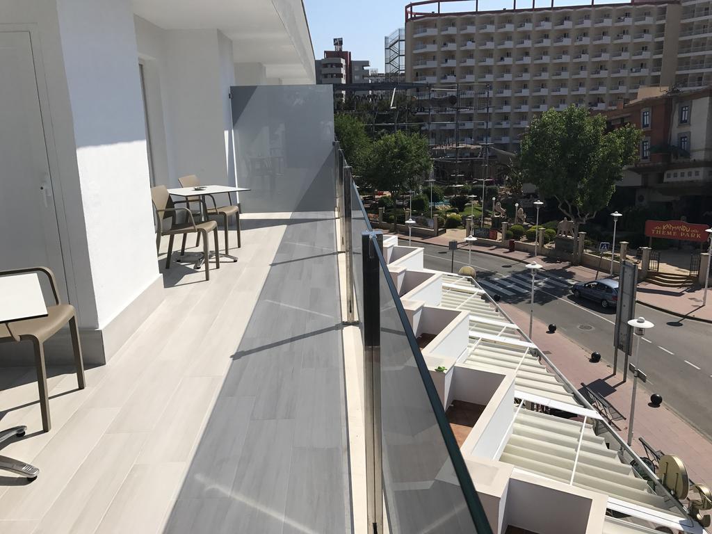 Apartamentos INN Magaluf  Bagian luar foto